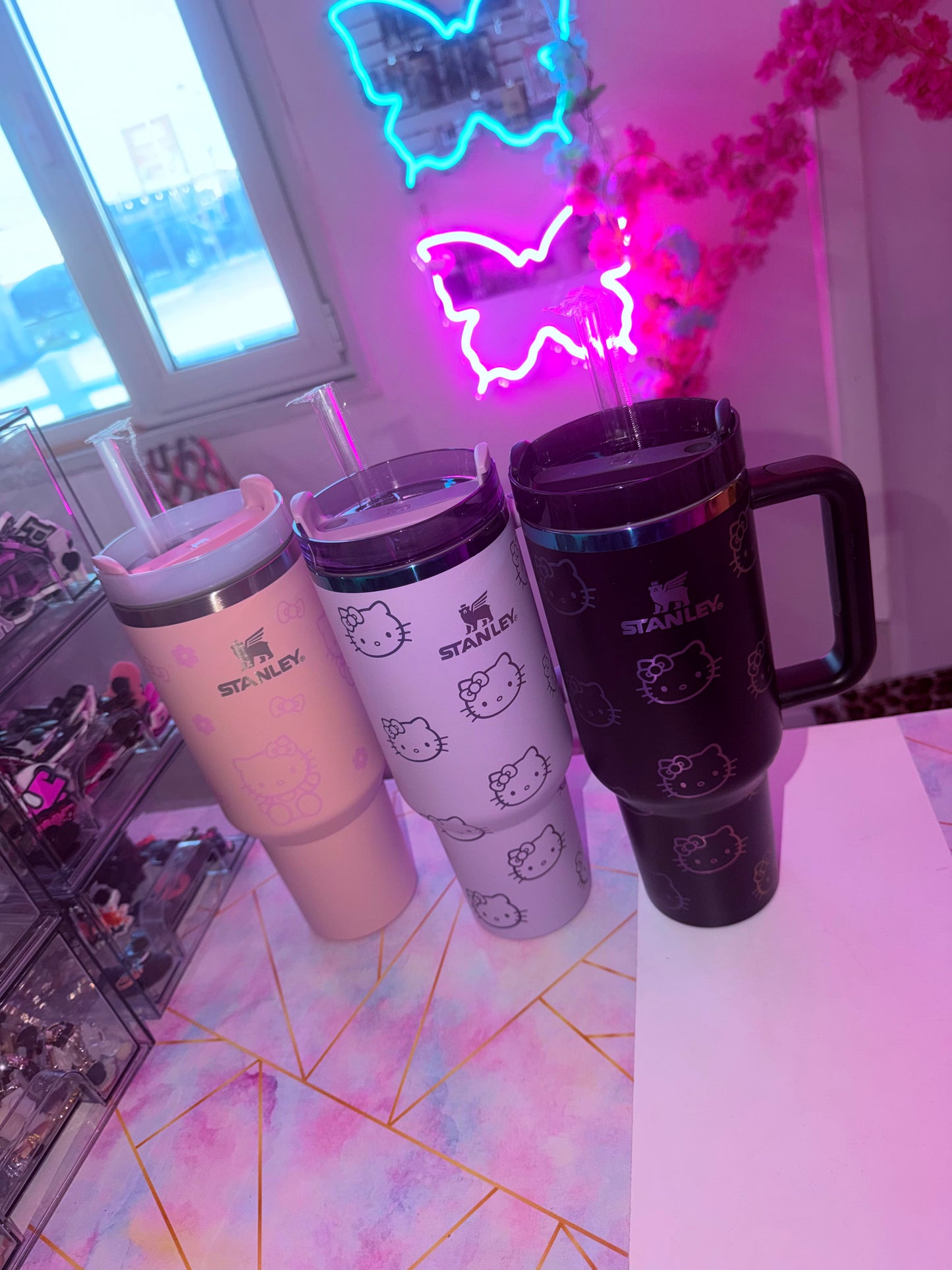 40oz Hello Kitty Tumblers
