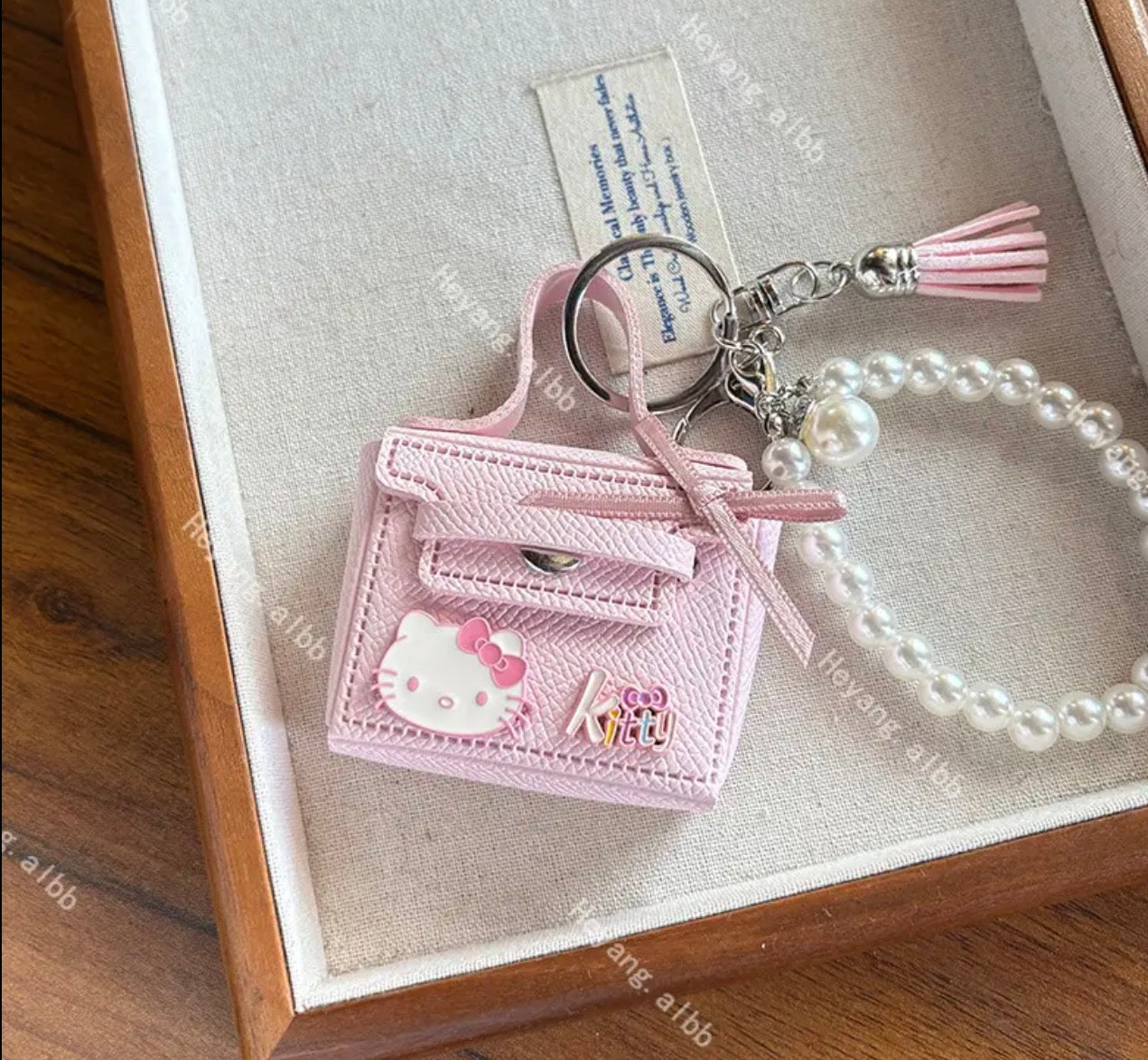 Hello Kitty AirPods Purse